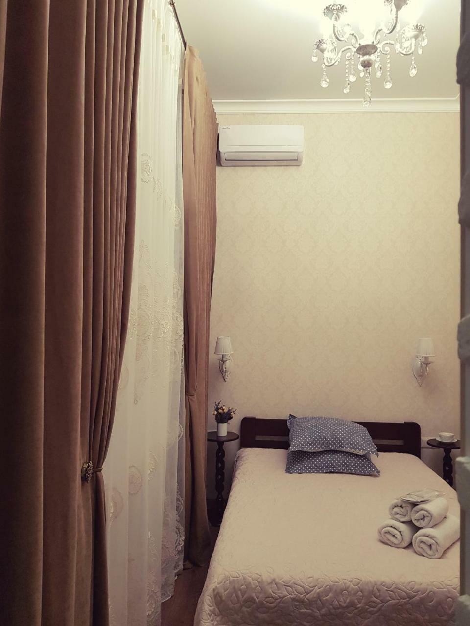 Mini Otel Cozy Patio โอเดสซา ภายนอก รูปภาพ
