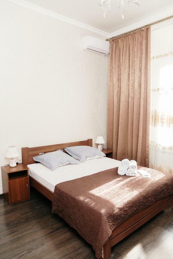 Mini Otel Cozy Patio โอเดสซา ภายนอก รูปภาพ